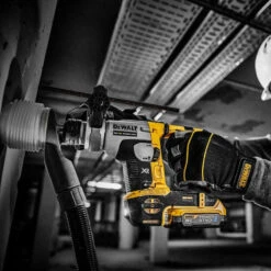 Batterie Pour Outil Sans Fil POWERSTACK 18V XR Li-Ion 1,7 Ah - DEWALT DCBP034-XJ 12 Batterie Pour Outil Sans Fil POWERSTACK 18V XR Li-Ion 1,7 Ah - DEWALT DCBP034-XJ -Promos Pro Bricolage Boutique batterie pour outils sans fil 18v li ion powerstack dewalt dcbp034 xj 5