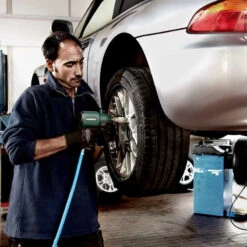 Visseuse à Chocs Pneumatique DSSW 360 Set 1/2" - METABO 604118500 -Promos Pro Bricolage Boutique boulonneuse pneumatique dssw 360 set 12 metabo 604118500 2