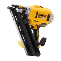 Cloueur De Charpente 18V XR (2x5,0 Ah) En Coffret - DEWALT DCN692P2-QW 11 Cloueur De Charpente 18V XR (2x5,0 Ah) En Coffret - DEWALT DCN692P2-QW -Promos Pro Bricolage Boutique cloueur sans fil dewalt dcn692p2 qw 4