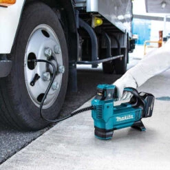 Gonfleur 18V Li-Ion (Machine Seule) - MAKITA DMP181Z 9 Gonfleur 18V Li-Ion (Machine Seule) - MAKITA DMP181Z -Promos Pro Bricolage Boutique gonfleur makita dmp181z 2