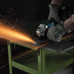 Meuleuse D'angle 18VLXT Ø125 Mm (2x3,0 Ah) En MAKPAC - MAKITA DGA506RFJ -Promos Pro Bricolage Boutique meuleuse makita dga506rfj 5