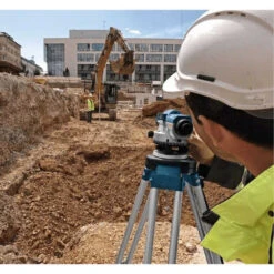 Niveau Optique GOL 32 G PROFESSIONAL - Bosch 0601068501 6 Niveau Optique GOL 32 G PROFESSIONAL - Bosch 0601068501 -Promos Pro Bricolage Boutique niveau optique professional bosch 0601068501 2