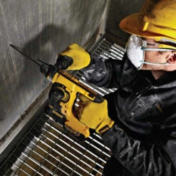 Perforateur Burineur SD-Plus 18V Li-Ion XR (Machine Seule) - DEWALT DCH253N-XJ -Promos Pro Bricolage Boutique perforateur burineur dewalt dch253n 7