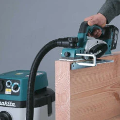 Rabot 18V LXT Largeur 82 Mm (2x5,0 Ah) En MAKPAC - MAKITA DKP180RTJ -Promos Pro Bricolage Boutique rabot makita dkp180rtj 2