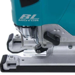 Scie Sauteuse 18V LXT (1x1,5 Ah) En MAKPAC - MAKITA DJV182Y1J -Promos Pro Bricolage Boutique scie sauteuse 18v li ion lxt 1x15ah makita djv182y1j 4