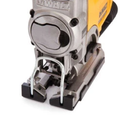 Scie Sauteuse 18V Li-ion XR (machine Seule) - DEWALT DCS331N -Promos Pro Bricolage Boutique scie sauteuse dewalt dcs331n 3
