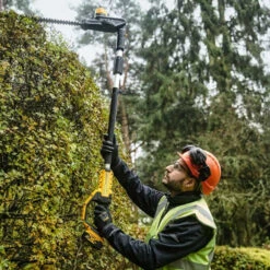 Taille-Haies Télescopique Orientable XR 18V (1x5,0 Ah) - DEWALT DCMPH566P1-QW -Promos Pro Bricolage Boutique taille haie 55cm dewalt dcmph566p1 qw 6