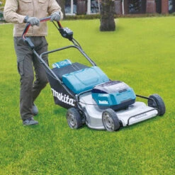 Tondeuse Auto-tractée 36V LXT (Produit Seul) Largeur De Coupe 53 Cm - MAKITA DLM533Z -Promos Pro Bricolage Boutique tondeuse auto tractee 36v li ion lxt produit seul largeur de coupe de 53 cm makita dlm533z 9