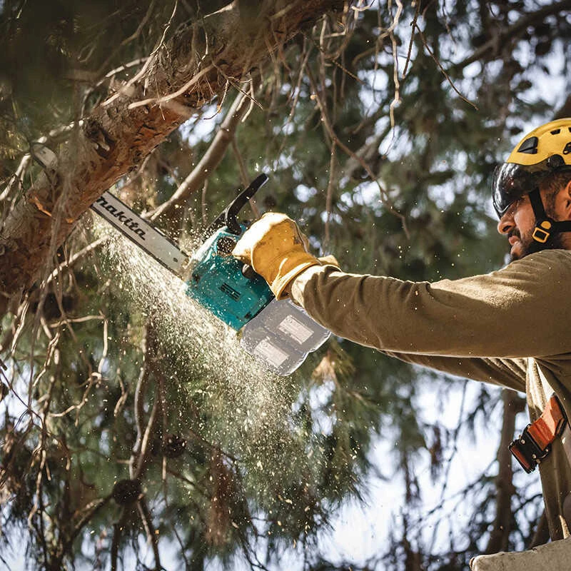 Tronçonneuse D'élagage 36V Li-Ion 35 Cm (4x5.0Ah) Avec Sacoche - MAKITA DUC356PT4BX 8 Tronçonneuse D'élagage 36V Li-Ion 35 Cm (4x5.0Ah) Avec Sacoche - MAKITA DUC356PT4BX – Image 8