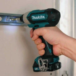 Visseuse à Chocs 12V CXT Li-ion 110Nm (machine Seule) - Makita TD110DZ -Promos Pro Bricolage Boutique visseuse chocs makita td110dz 4